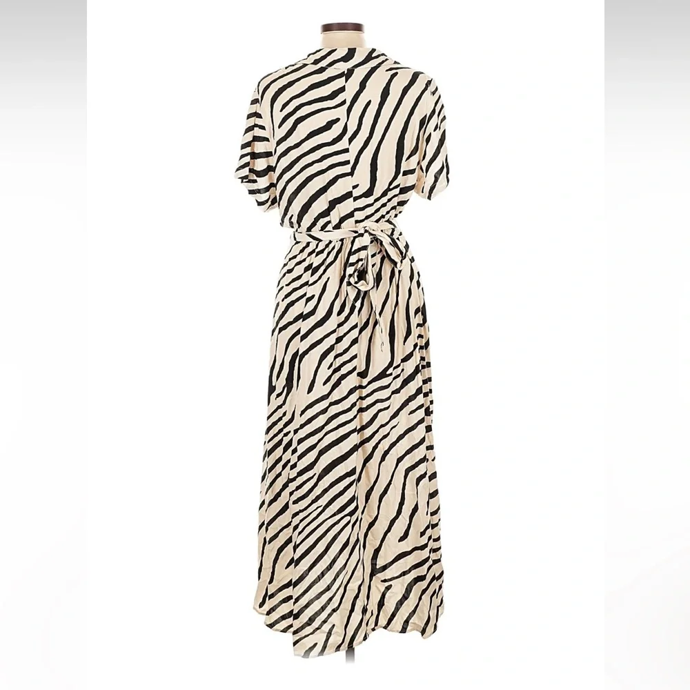 H&M TIE-BELT SHIRT DRESS Cream & Zebra L - Picture 3 of 6